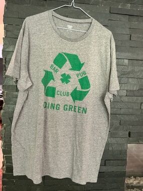 Old Navy Going Green Graphic Tee